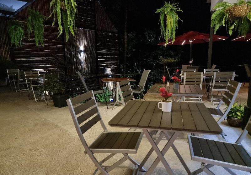 בית מלון כפרי Vos