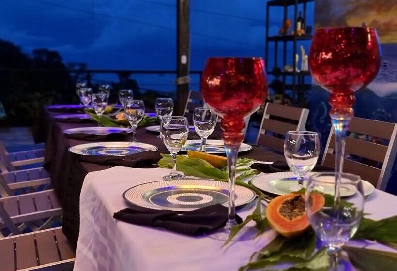 בית מלון כפרי Vos