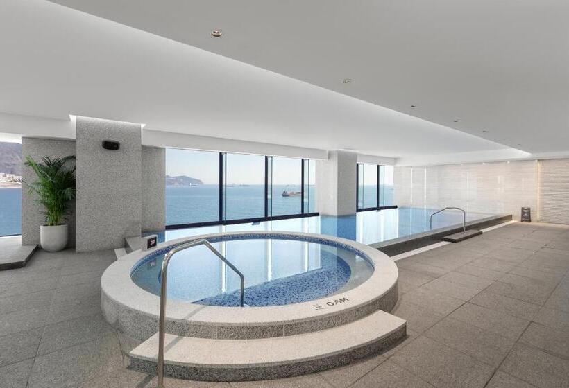 هتل Wyndham Grand Busan