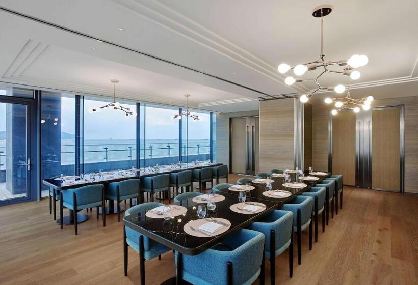 هتل Wyndham Grand Busan