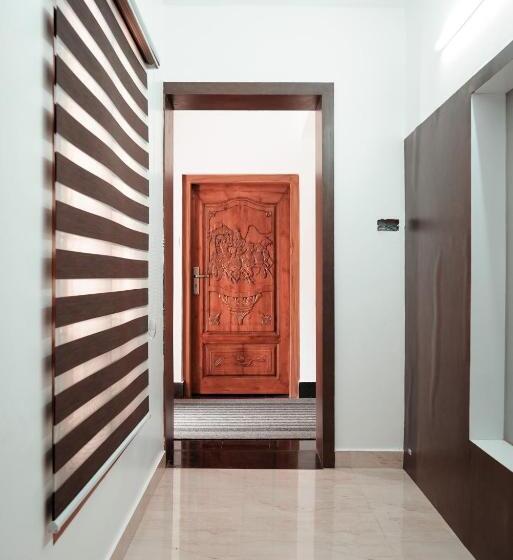 Kalloos Island Backwater Resort