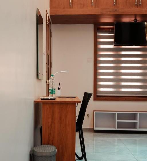 Kalloos Island Backwater Resort