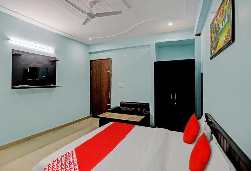 Oyo Flagship Hotel Umen