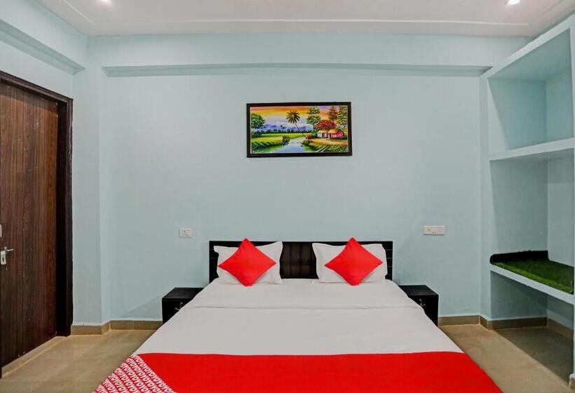 Oyo Flagship Hotel Umen