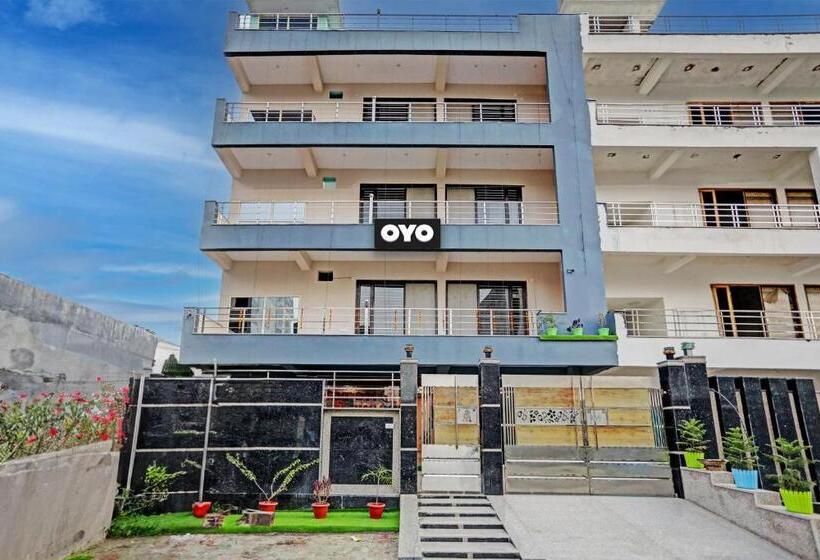 Oyo Flagship Hotel Umen