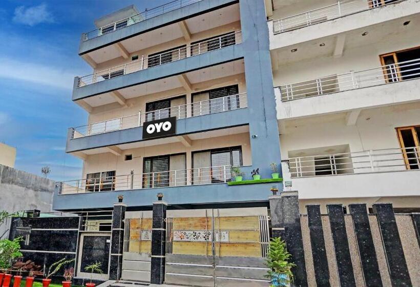 Oyo Flagship Hotel Umen