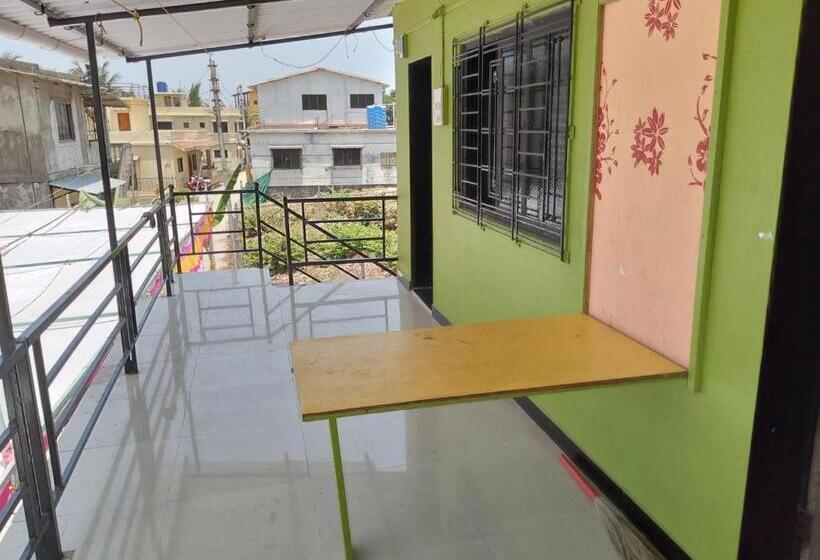 Pension (Hôtel basse catégorie) चोगले गेस्ट हाऊस