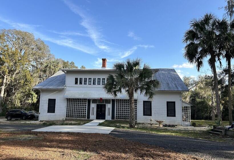 بنسيون Blue Sky Manor