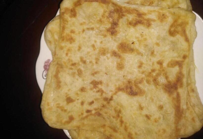 پانسیون Café Sahara Restaurant