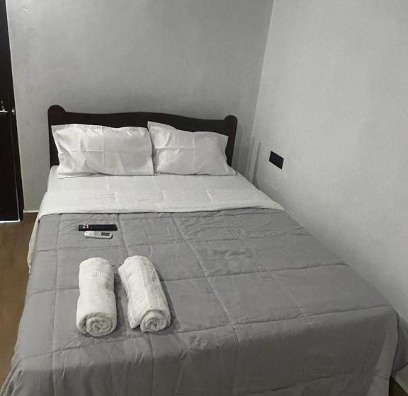 펜션 Comfy Cottages In Saligao