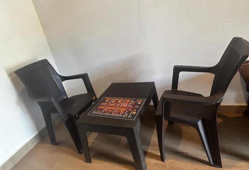 פנסיון Comfy Cottages In Saligao