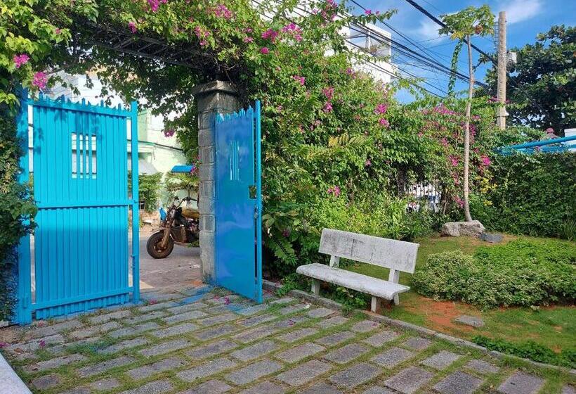 پانسیون Confetti Homestay