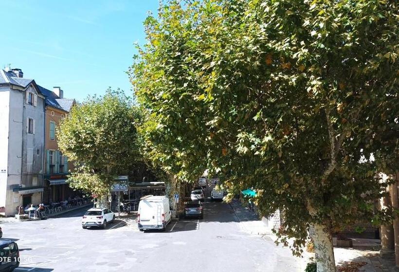 펜션 Florac Authentique