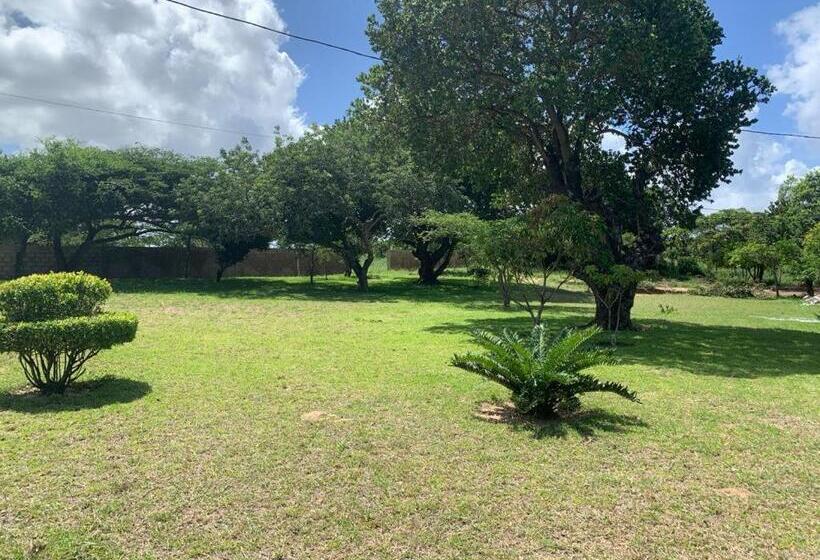 ペンション Gim House