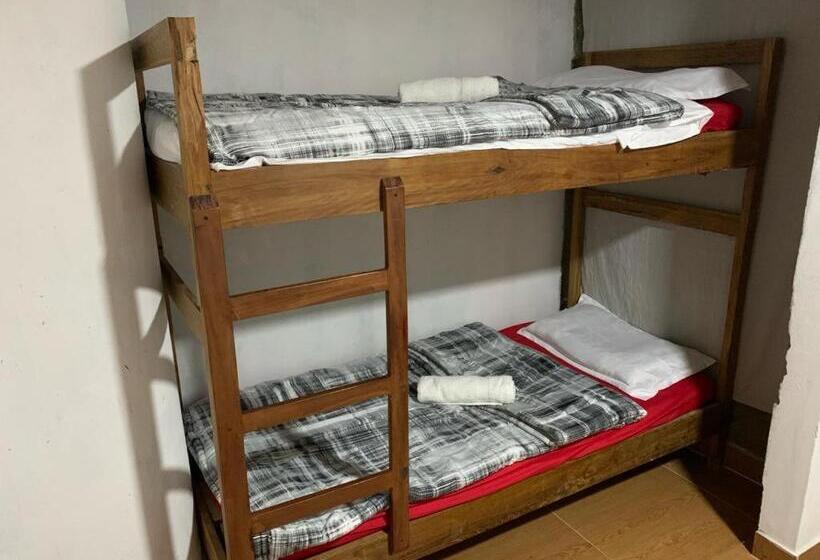 ペンション Gim House