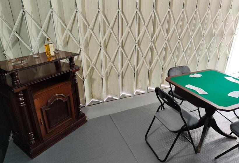 膳宿费 Garage4me Pool Opcional