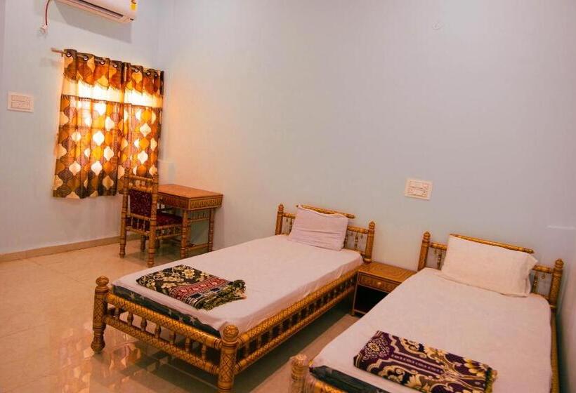 ペンション Iskcon Pandharpur S Chandrabhaga Guest House