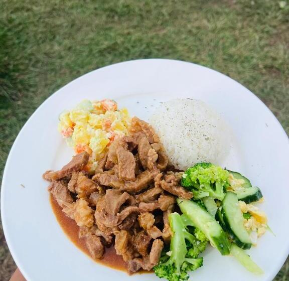 پانسیون Monkhsuuri Guesthouse