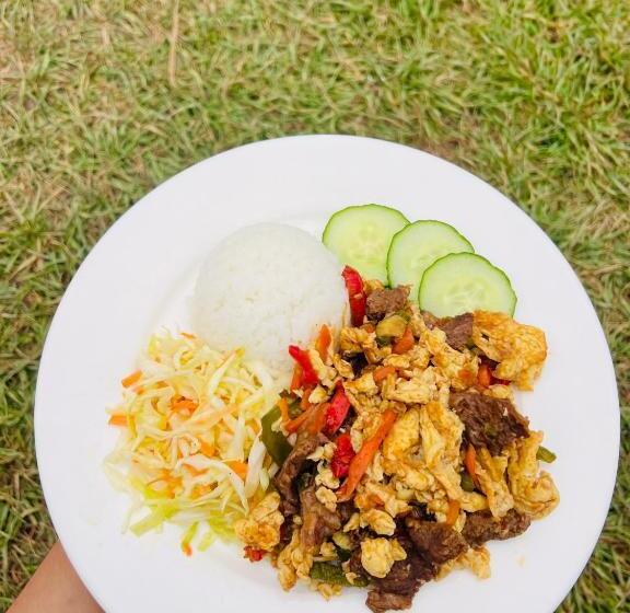 پانسیون Monkhsuuri Guesthouse