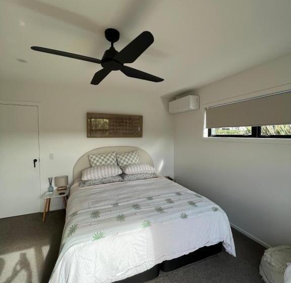 פנסיון Private By The Beach