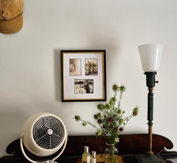 بنسيون The Ell, A Historic, Luxurious 2 Bed, 2 Bath Private Suite In Lovell