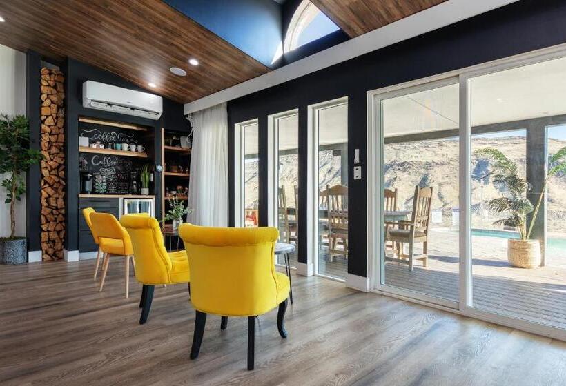 Пансион Wind Hill