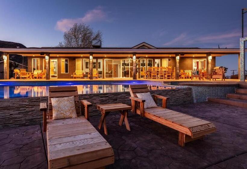 Пансион Wind Hill