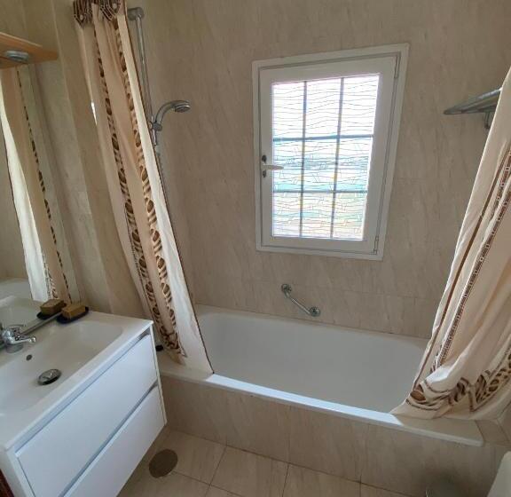 Пансион Xanadu Coliving