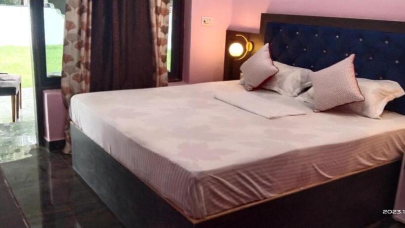 Rajesh Bed & Breakfast