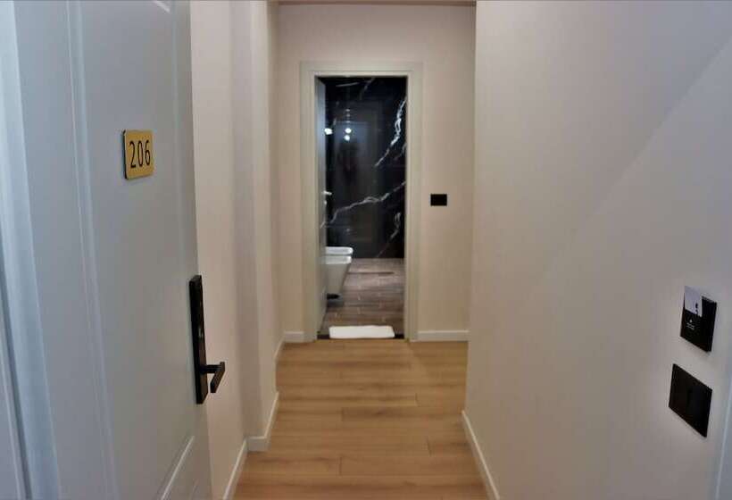 Relax Inn Hotel Durres