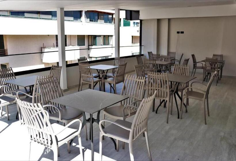 Relax Inn Hotel Durres