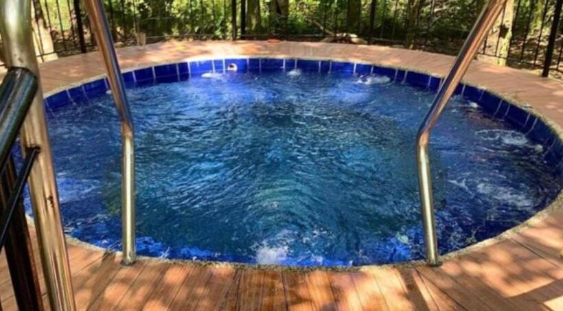 리조트 Relova’s Orchard Place