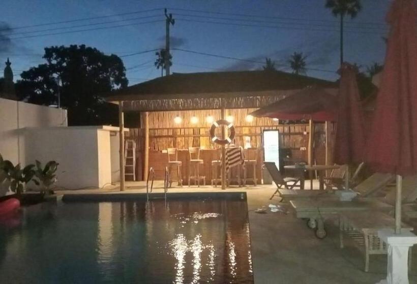 אתר נופש Melasti Mountain Villas Amed