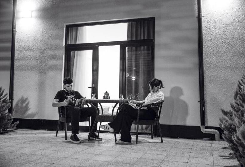 White Villa Hotel Baku