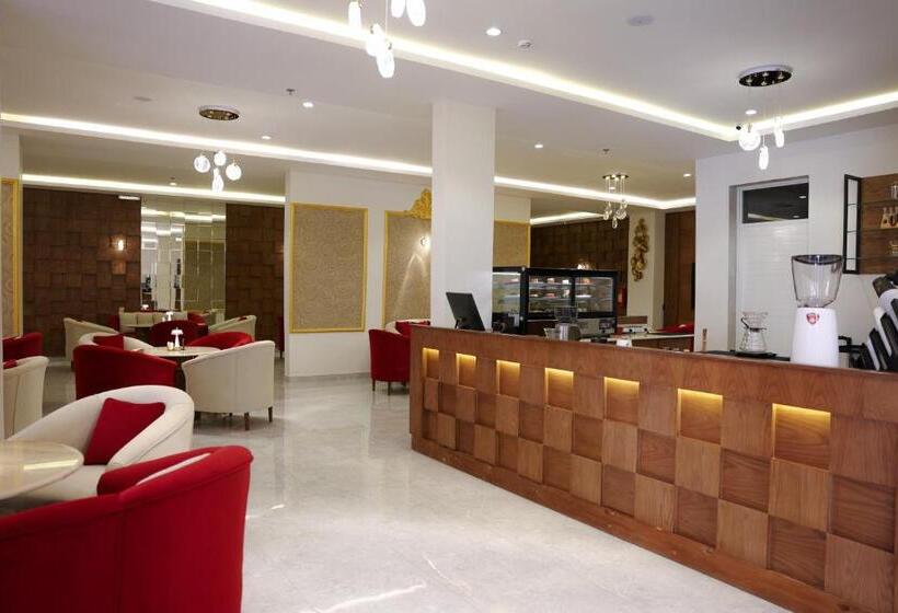 فندق الزوين   Alzuwain