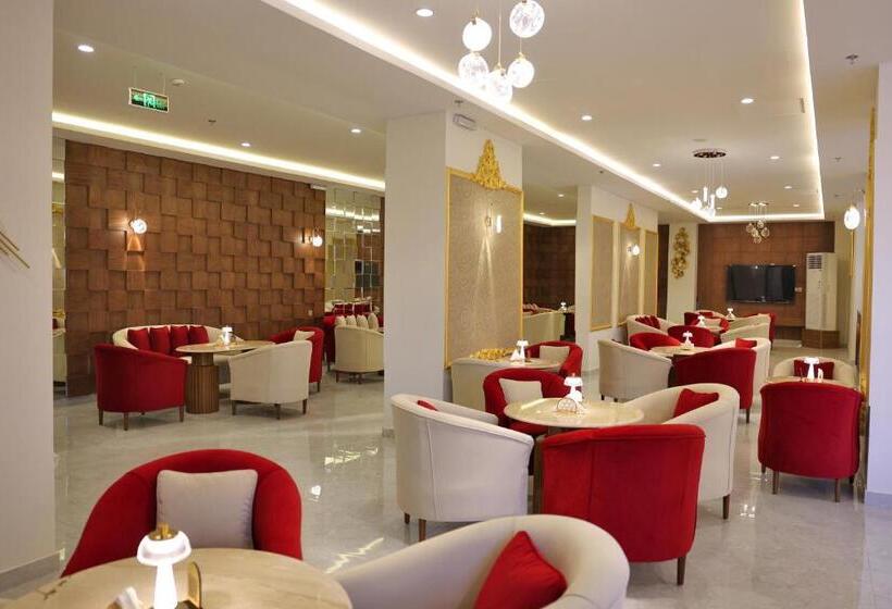 فندق الزوين   Alzuwain