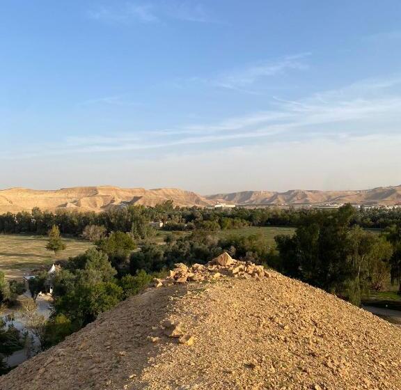 منتجع جلامبنغ   Glamping Resort