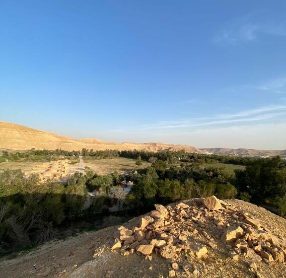 منتجع جلامبنغ   Glamping Resort