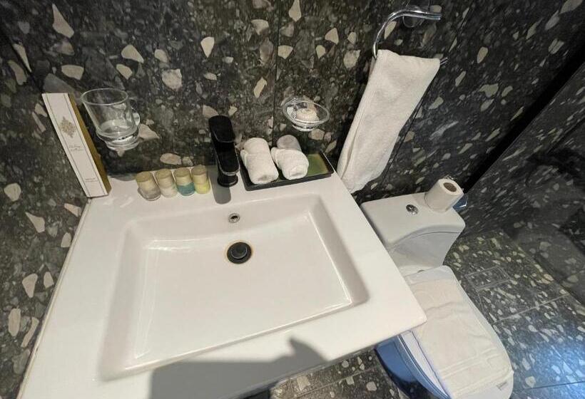 منتجع جلامبنغ   Glamping Resort