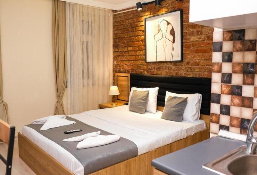 Taksim Nikea Suites 80