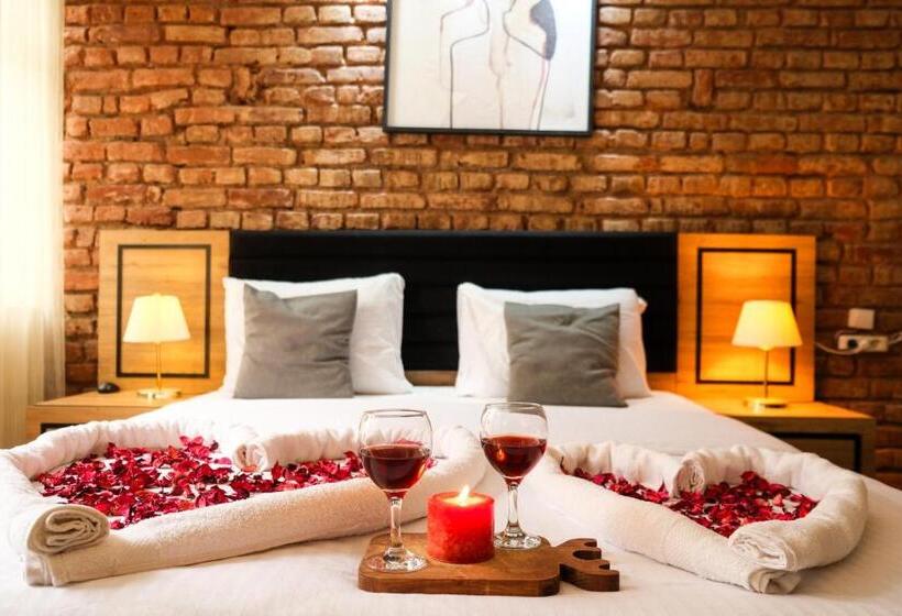 Taksim Nikea Suites 80