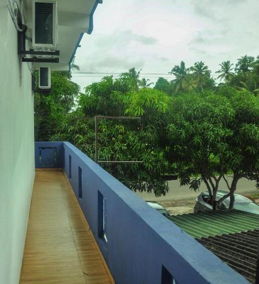 Общежитие Airport Tourist Resort