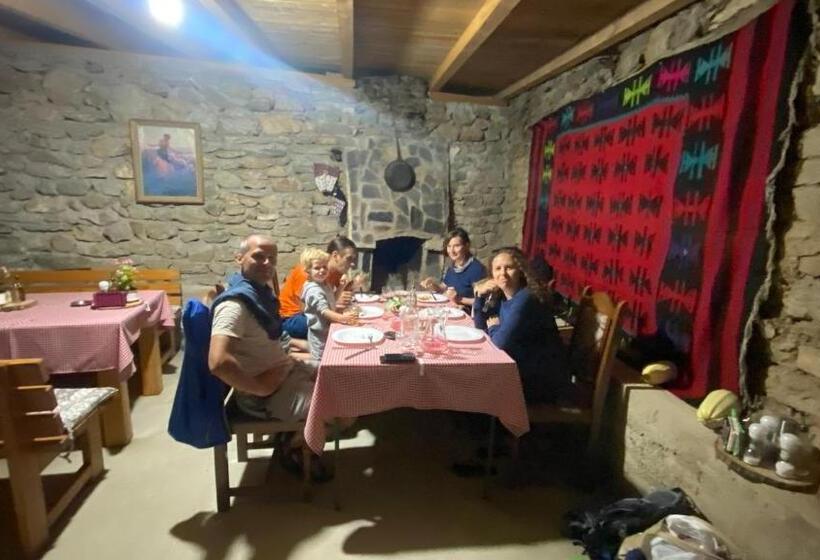 هاستل Guest House Bozvill