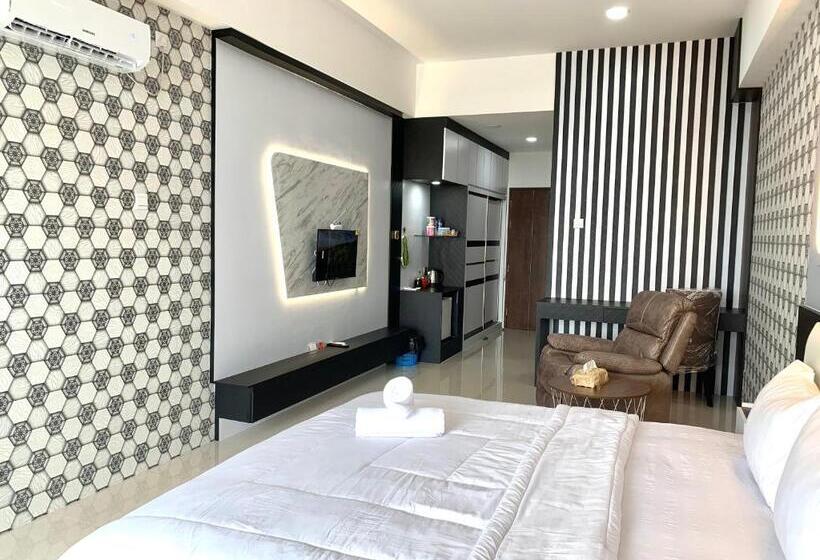 Wiwi Formosa Residence Nagoya With Balcony Spacious Netflix