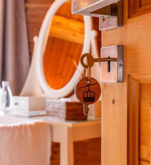 住宿加早餐  Chambres Et Table D Hôtes Au Chalet Datcha