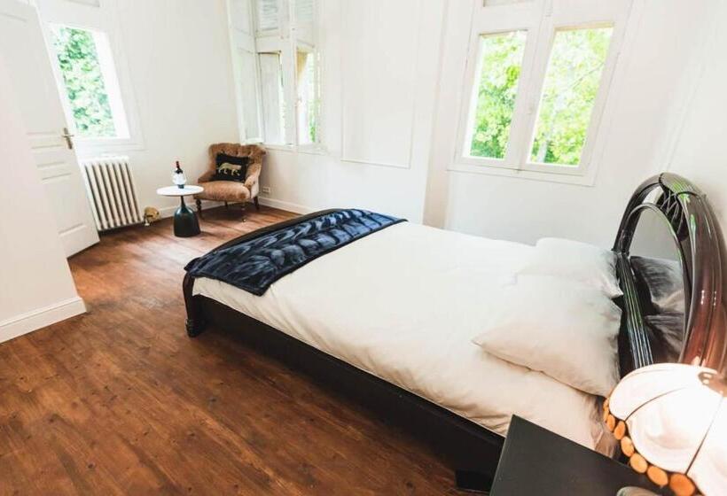 مبيت وإفطار Chateau La Croix De Millorit