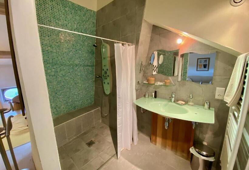 Bed and Breakfast Domaine De Treilles