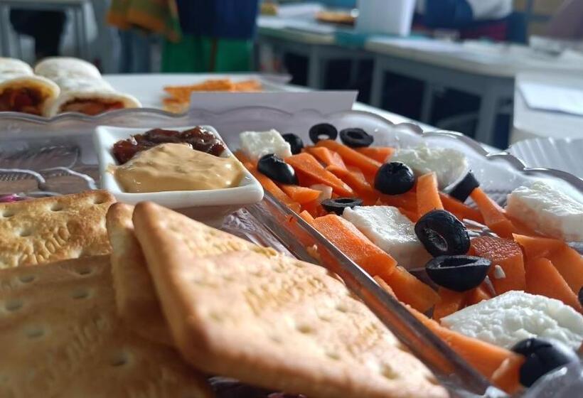 مبيت وإفطار La Grandiose Luxury Serviced Apartments