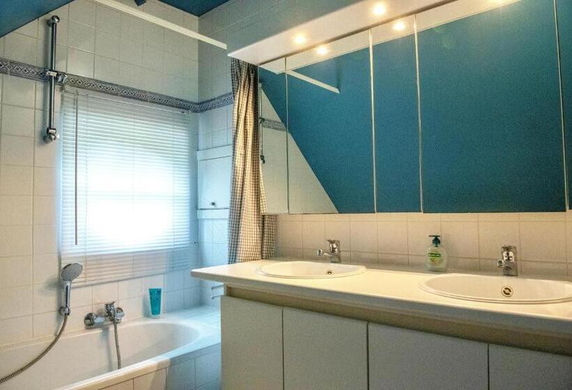 ベッドアンドブレックファースト Marie Campagne