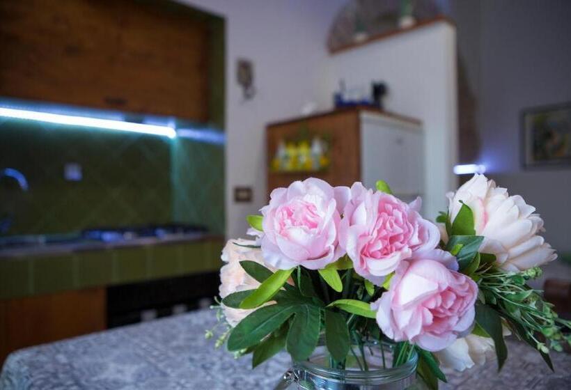 مبيت وإفطار Suite Le Dimore Di Talos